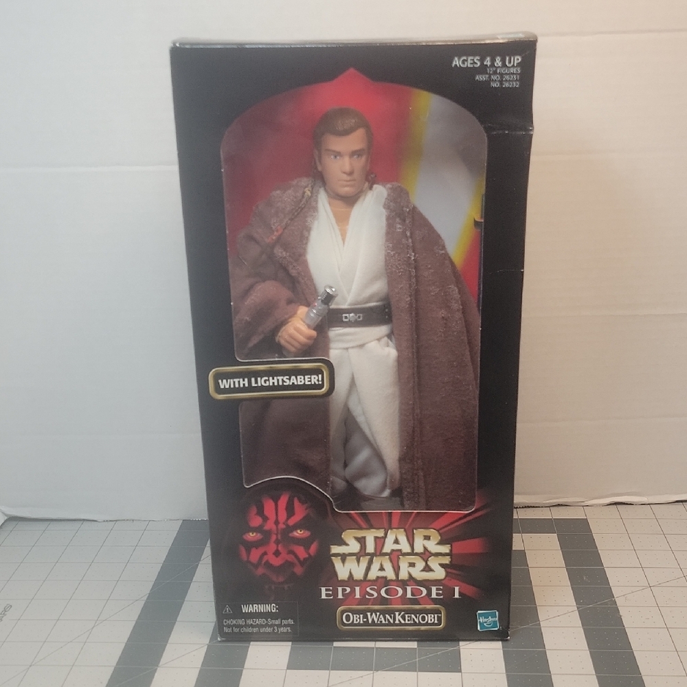 Star Wars Episode I Obi Wan Kenobi "12" Figure  Hasbro NIB Lightsaber